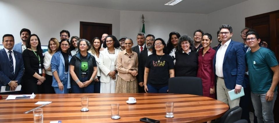 Professoresda55BET 55BET appparticipamdereuniocomMarinaSilva2.jpg Professoresda55BET 55BET appparticipamdereuniocomMarinaSilva2.jpg