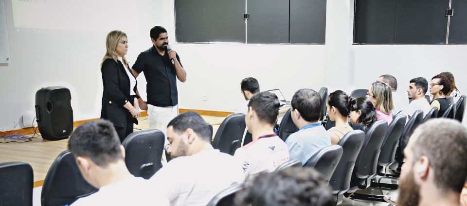 Prad da 55BET 55BET app realiza reunião sobre procedimentos administrativos.jpg