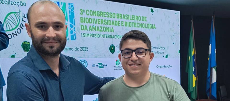 Doutorando conquista 1º lugar com pesquisa sobre desmatamento.jpg